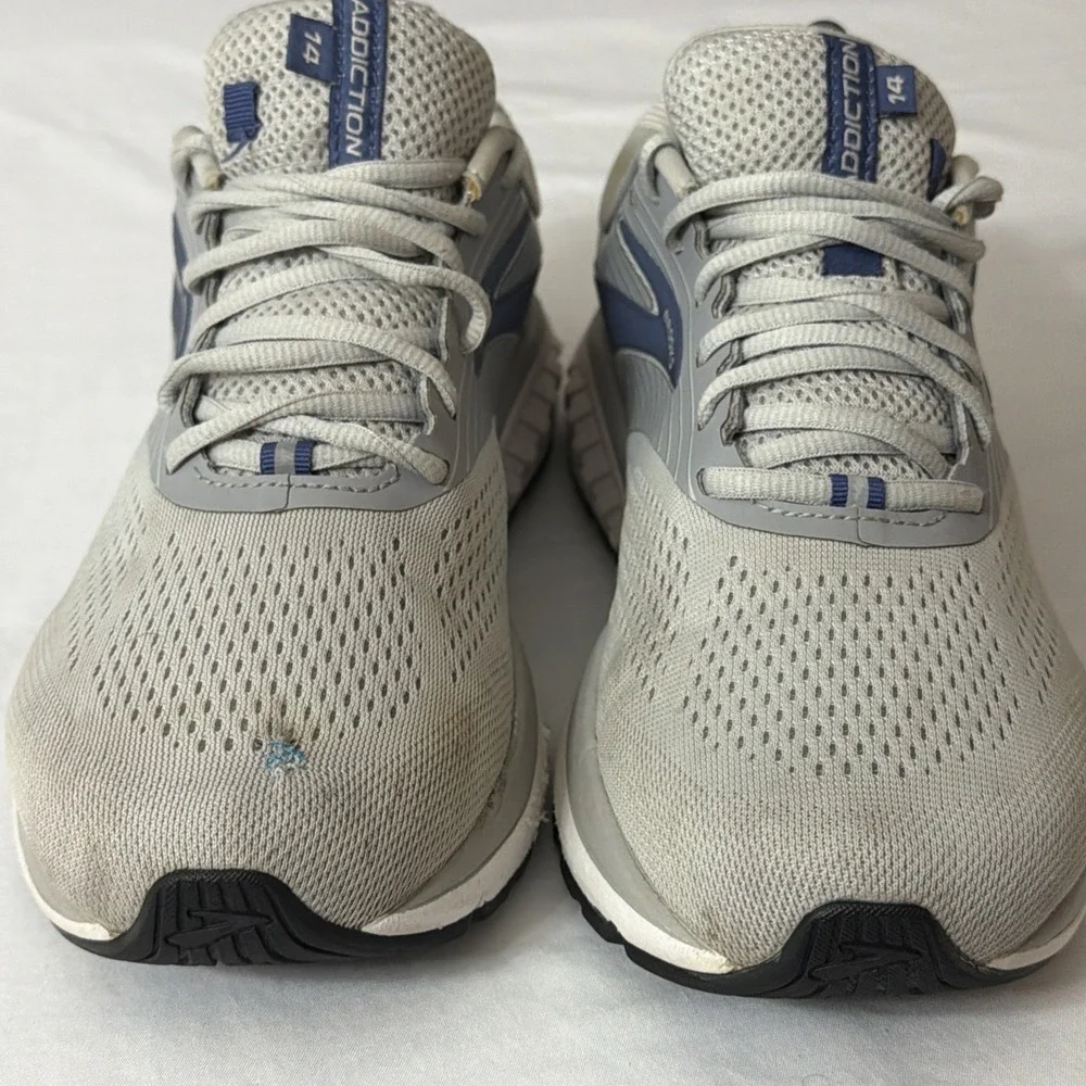 Brooks Addiction 14 1203061D077 Gray and Blue Running Sneakers Women's 10 D Wide